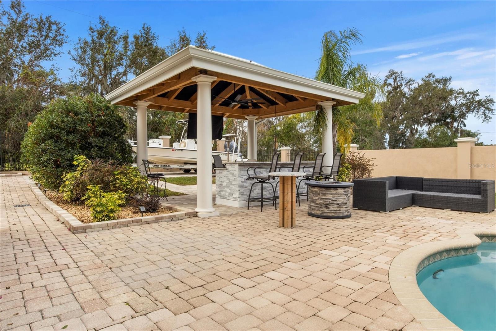 Image 7 of 98 For 1665 Blue Heron Lane