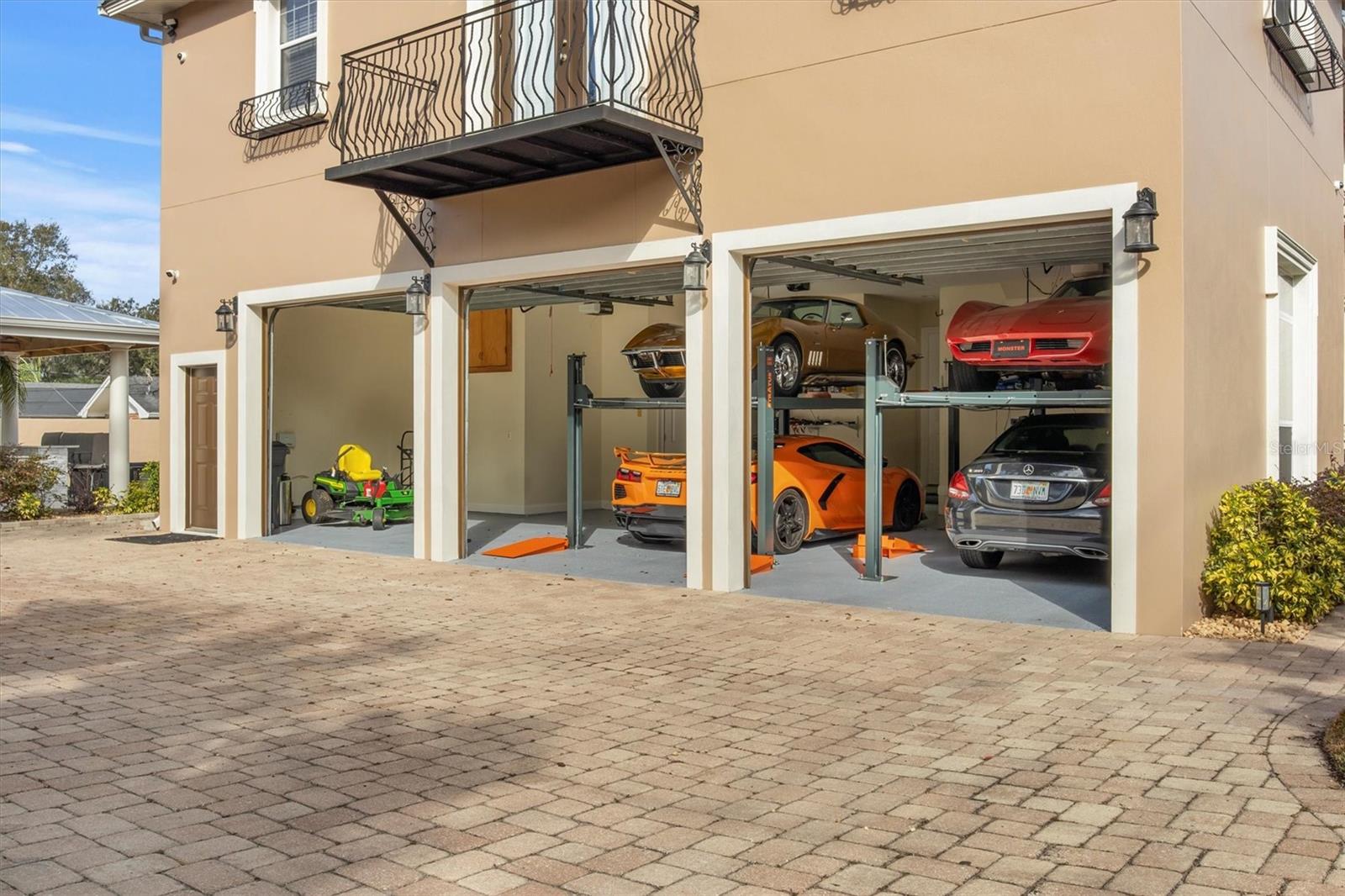 Image 86 of 98 For 1665 Blue Heron Lane