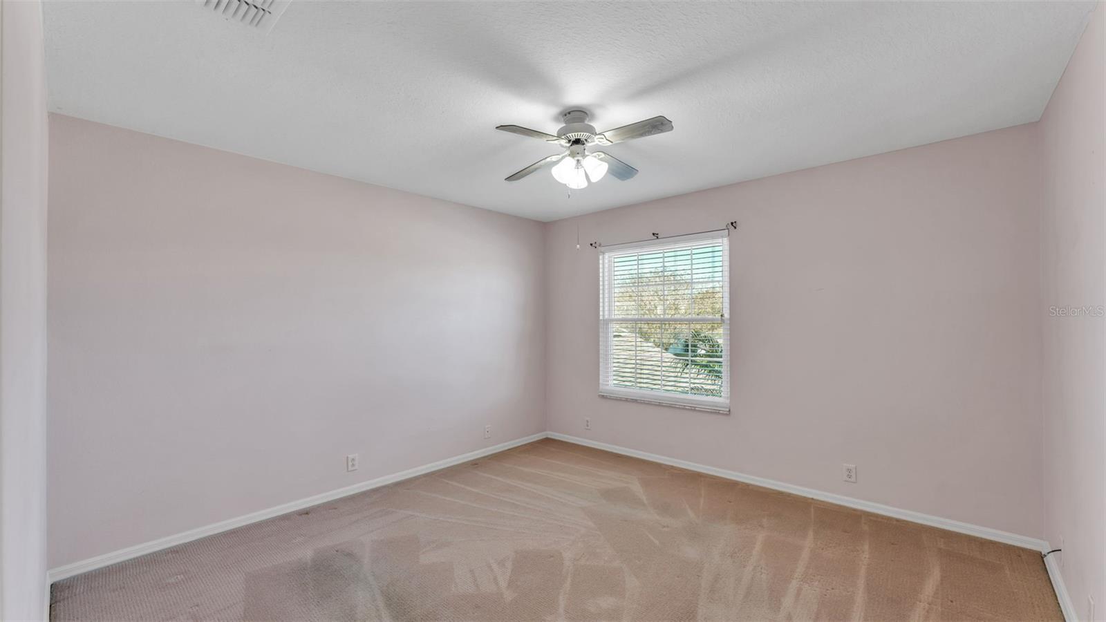 Image 33 of 45 For 4024 Windchime Lane