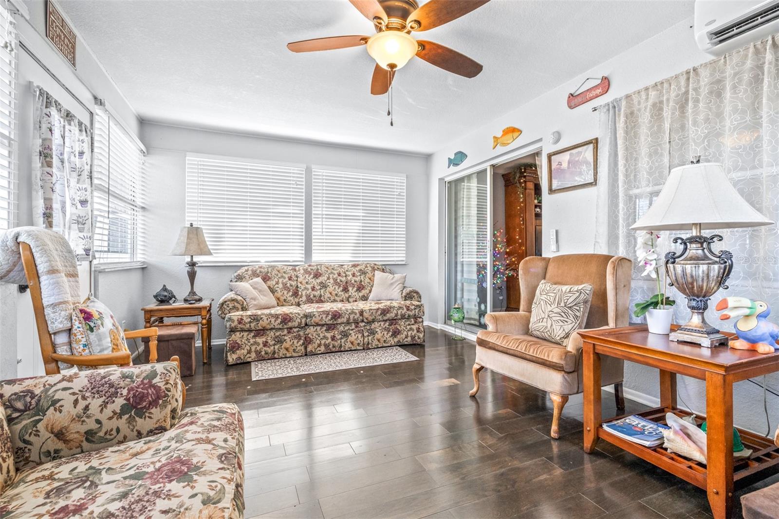 Image 4 of 44 For 4742 Cypress Drive