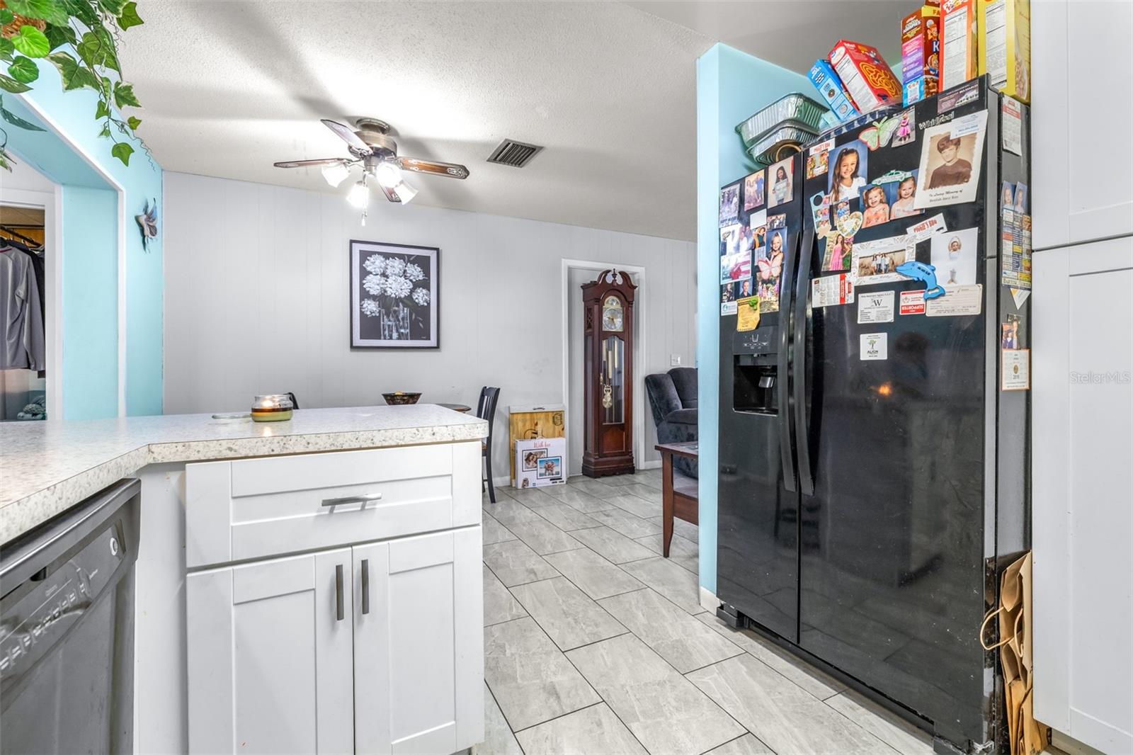 Image 11 of 46 For 1655 Floral Avenue