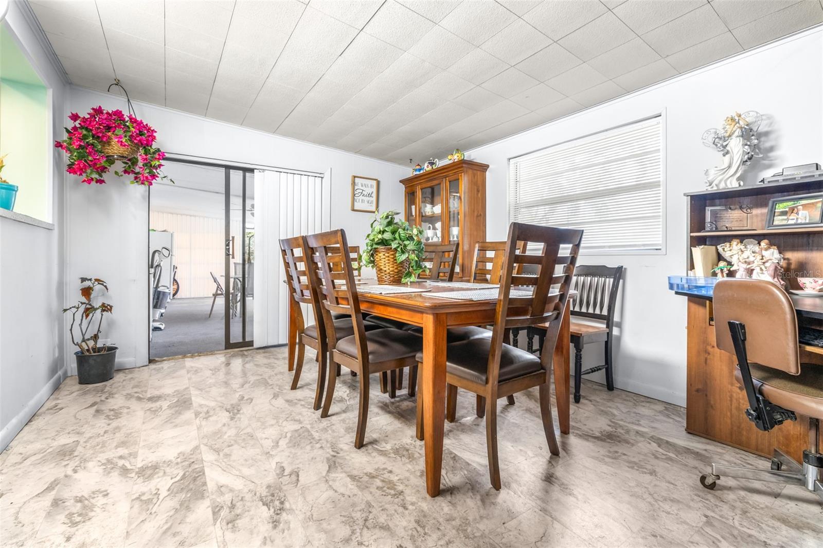 Image 13 of 46 For 1655 Floral Avenue