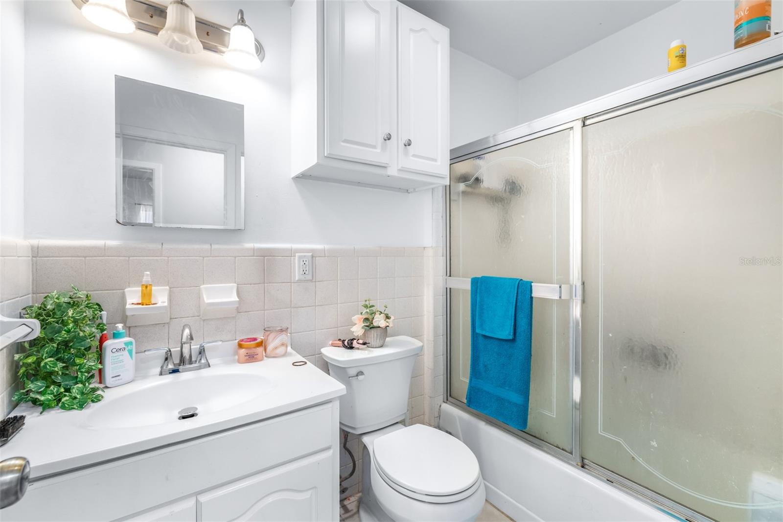 Image 23 of 46 For 1655 Floral Avenue