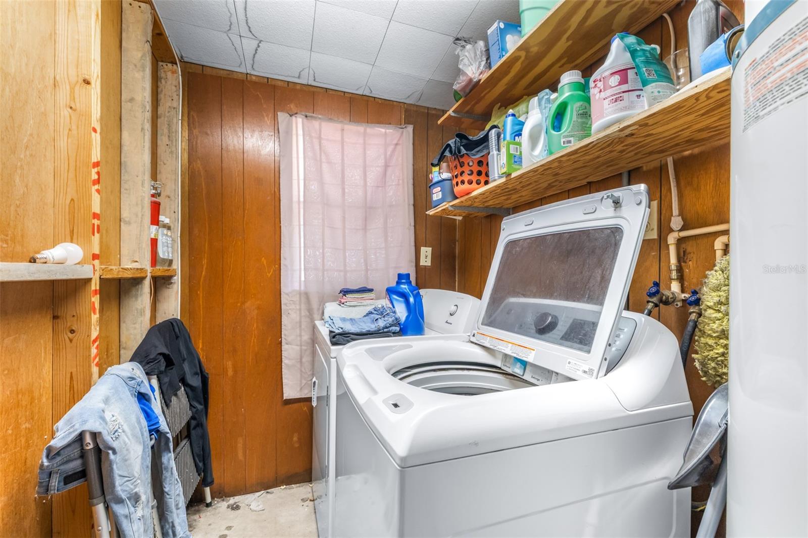 Image 27 of 46 For 1655 Floral Avenue