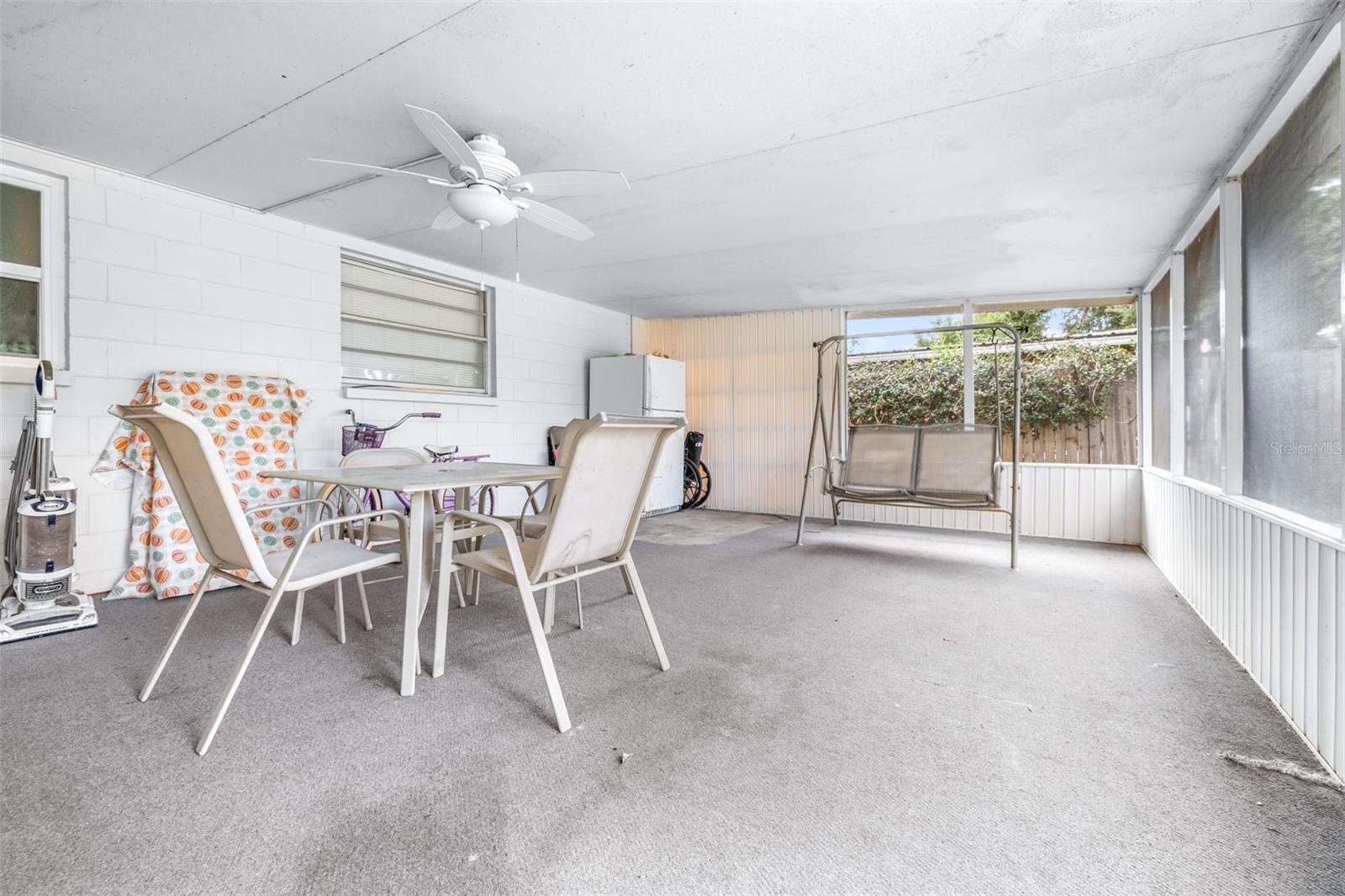 Image 35 of 46 For 1655 Floral Avenue