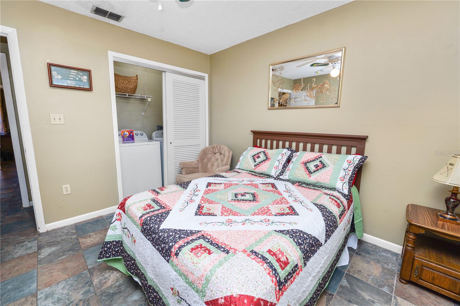 Image 24 of 42 For 5225 Imperial Lakes Boulevard 22