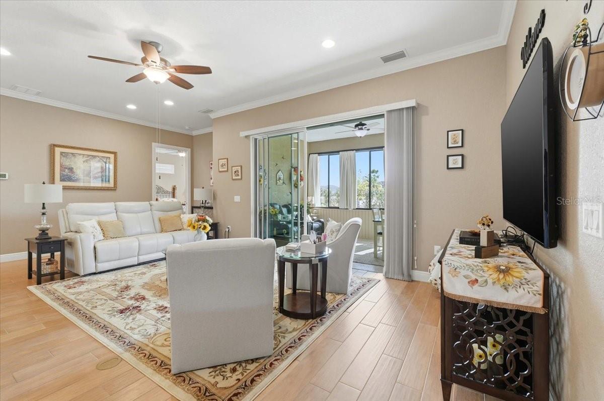 Image 14 of 46 For 708 Teaberry Trail