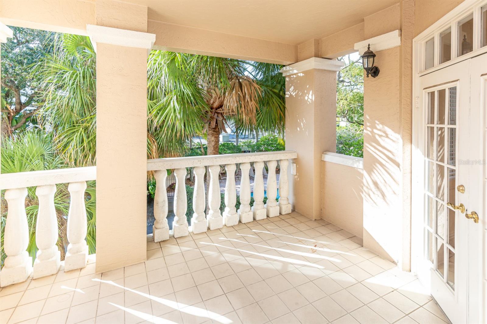 Image 16 of 31 For 147 Interlachen Avenue 202