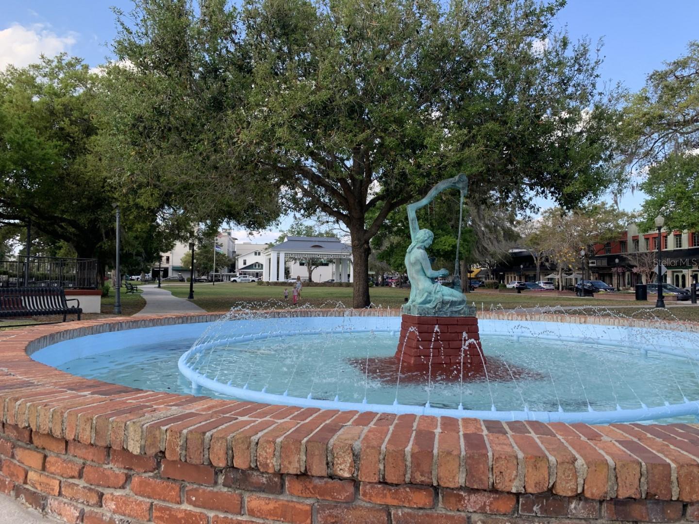 Image 26 of 31 For 147 Interlachen Avenue 202