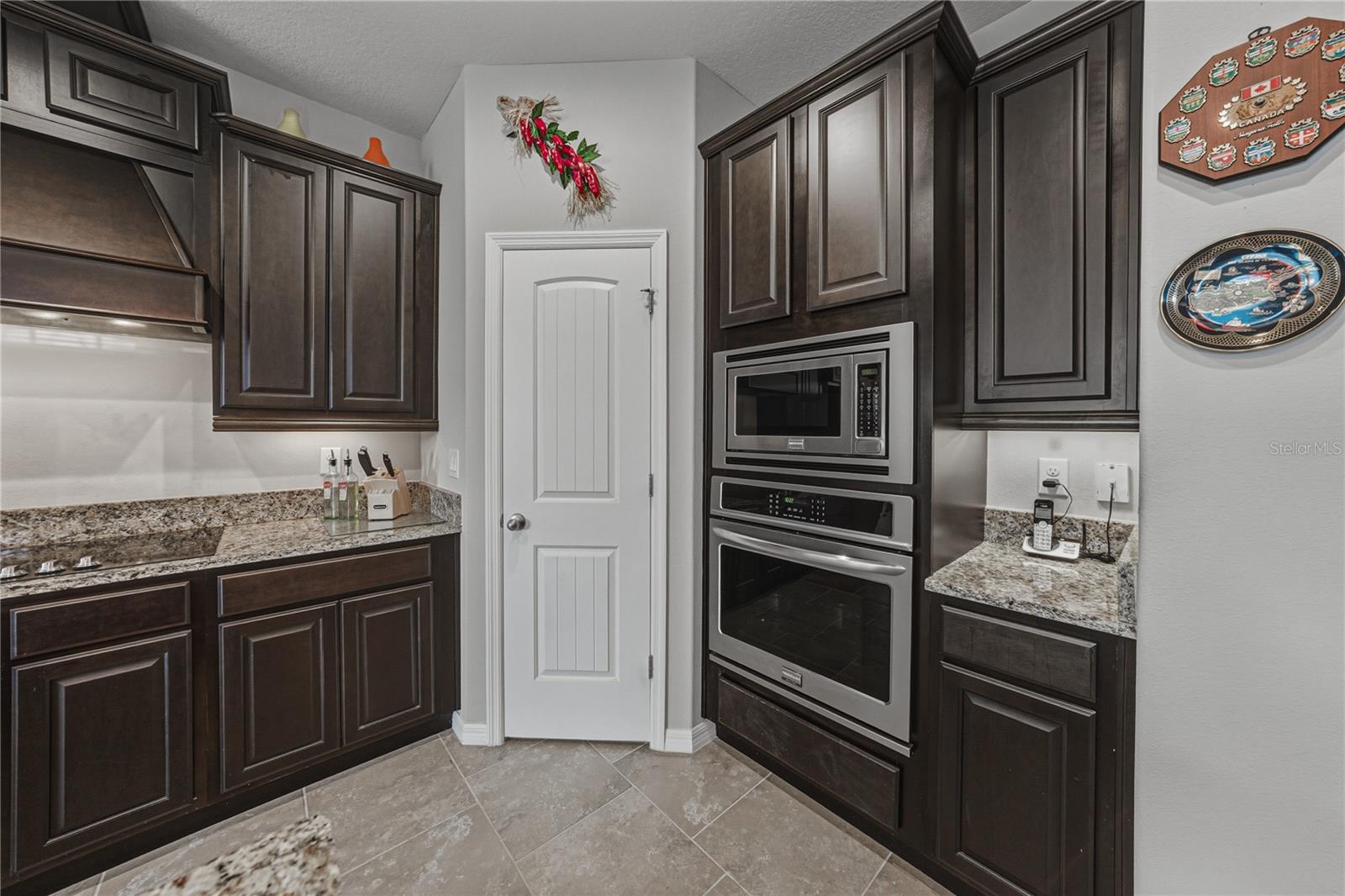 Image 35 of 81 For 4169 Prima Lago Circle