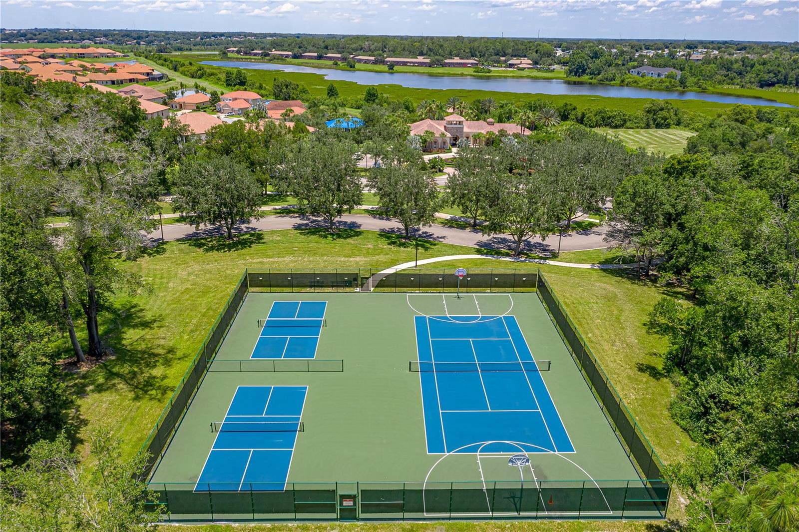 Image 79 of 81 For 4169 Prima Lago Circle