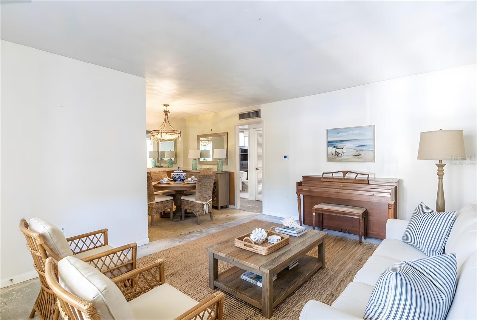 Image 3 of 18 For 3718 Mckay Avenue 203