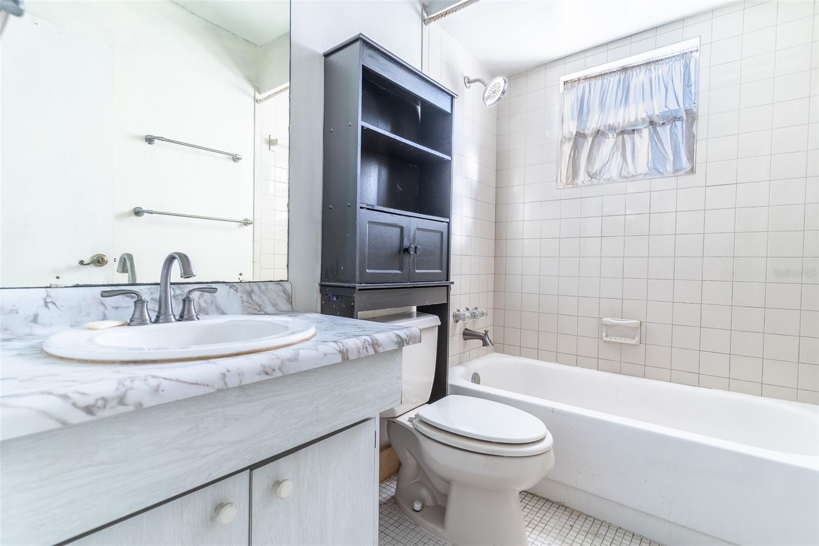 Image 8 of 18 For 3718 Mckay Avenue 203