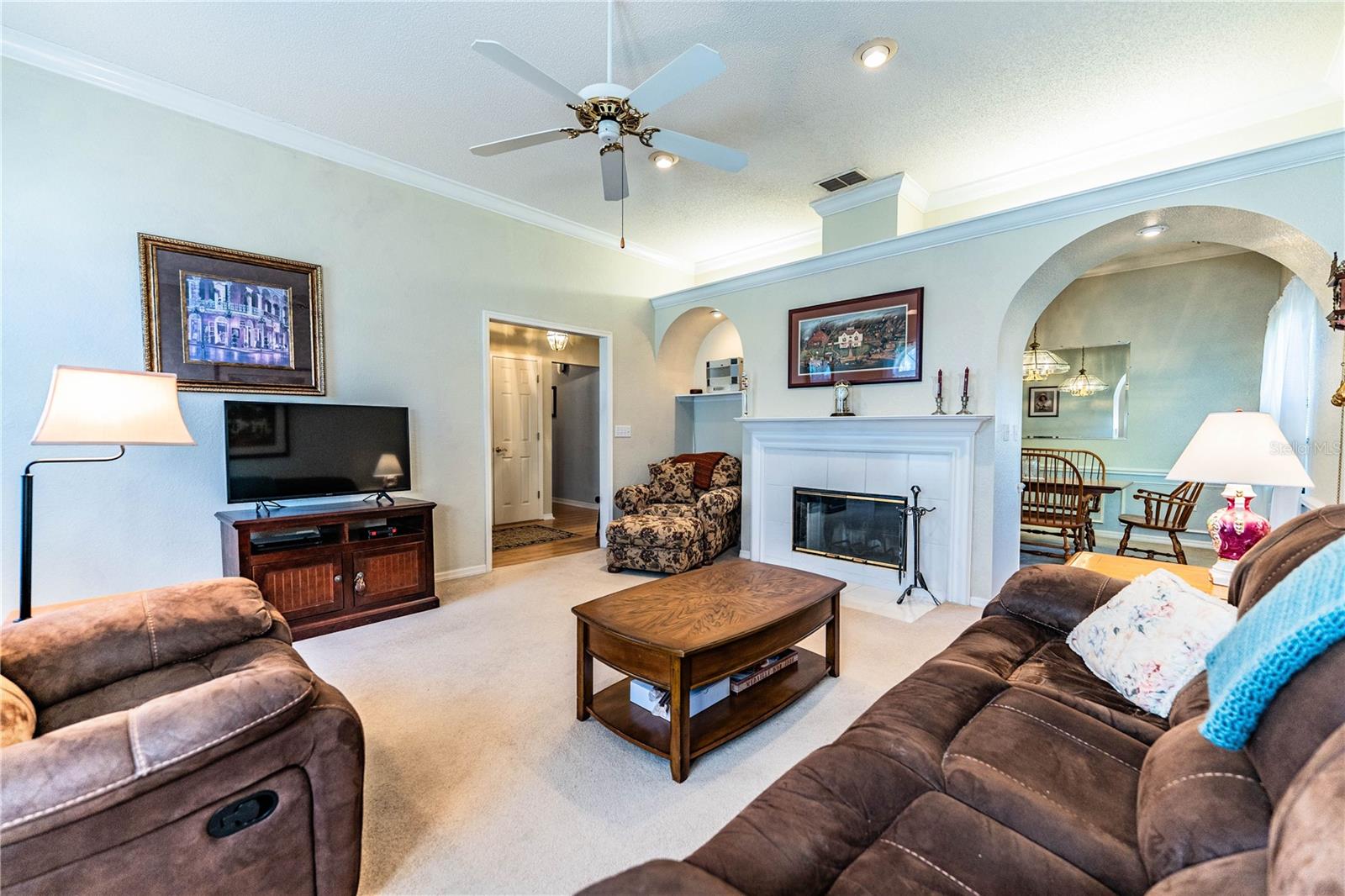 Image 10 of 52 For 6906 Doehring Drive