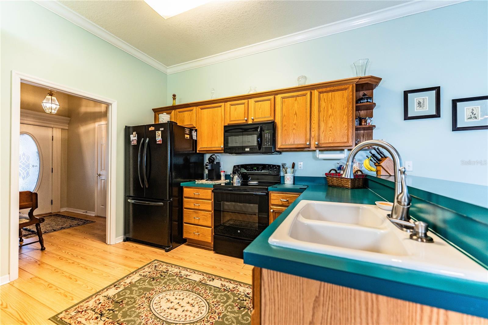 Image 17 of 52 For 6906 Doehring Drive