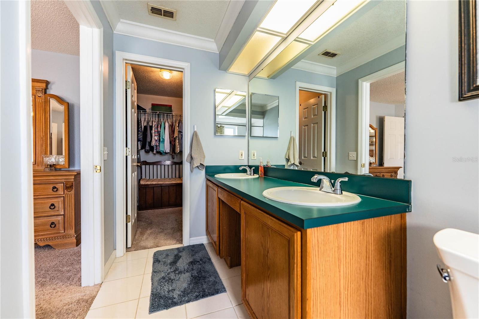 Image 22 of 52 For 6906 Doehring Drive