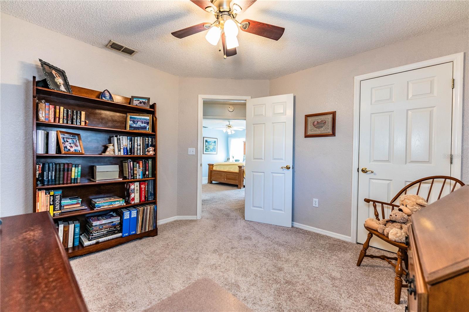 Image 31 of 52 For 6906 Doehring Drive