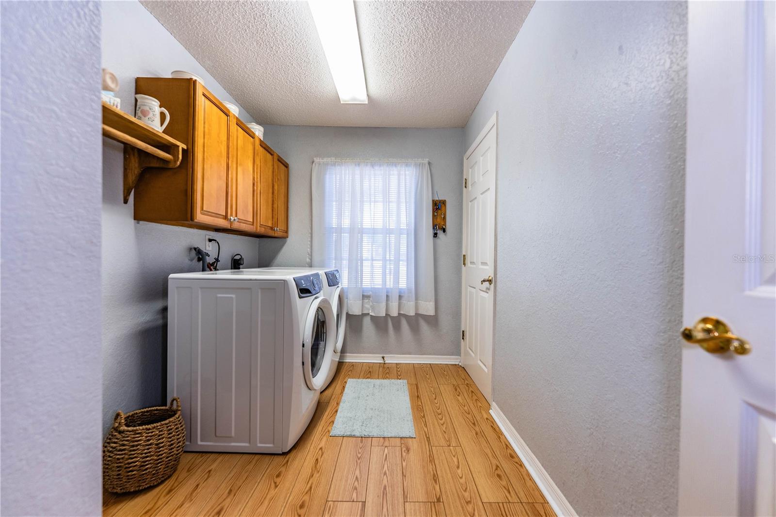 Image 39 of 52 For 6906 Doehring Drive