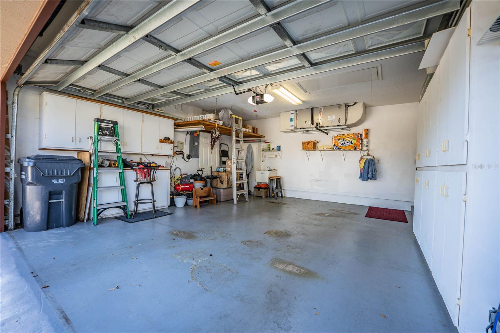 Image 42 of 52 For 6906 Doehring Drive