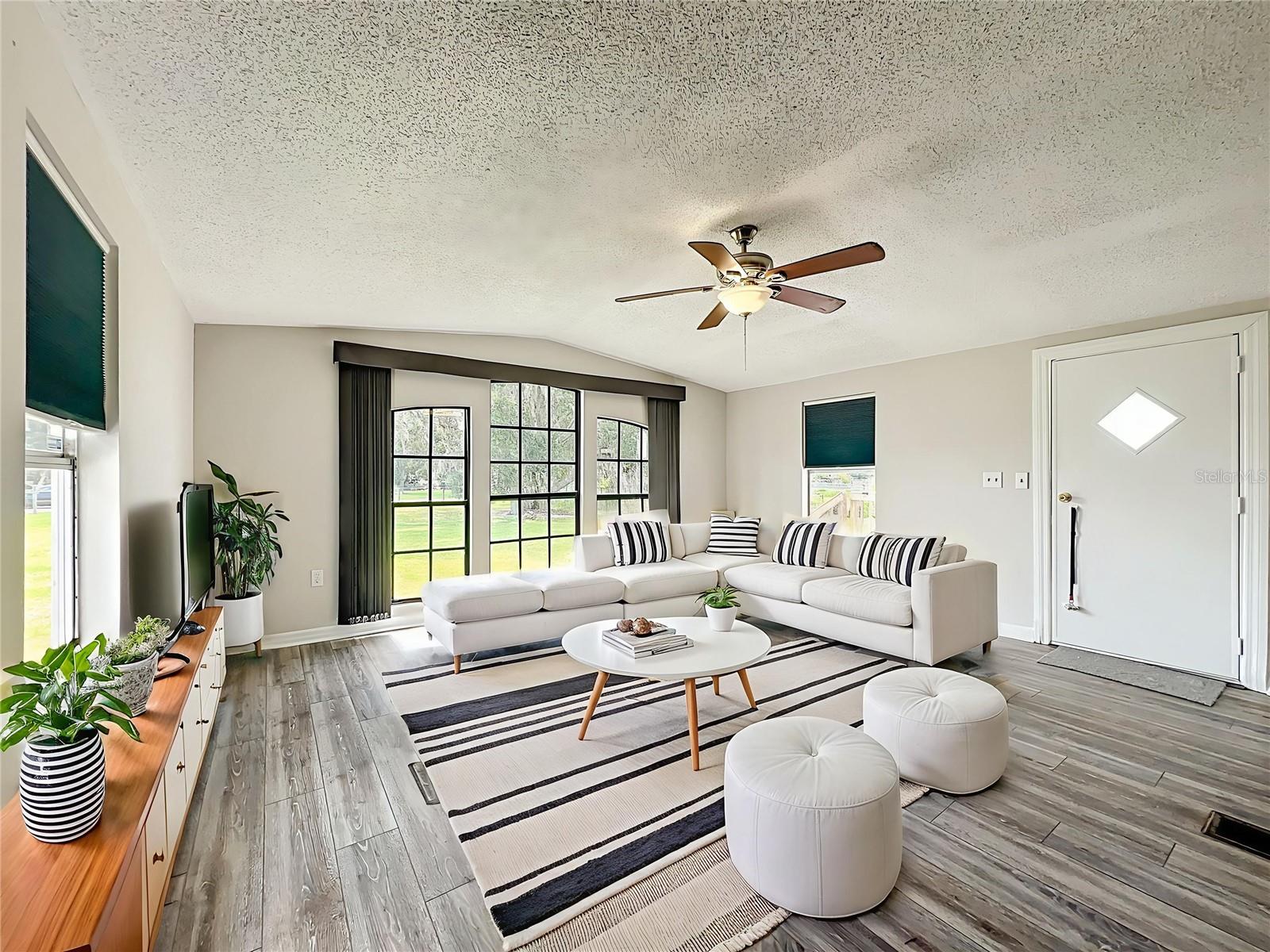 Image 2 of 40 For 5268 Rock Dove Loop