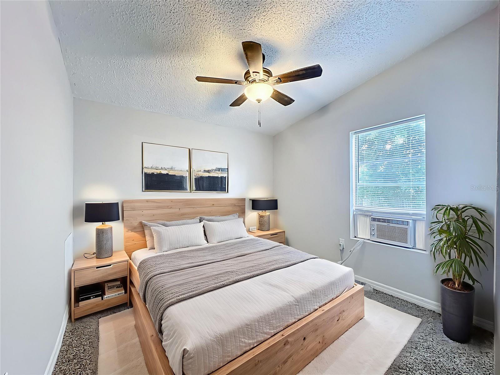 Image 5 of 40 For 5268 Rock Dove Loop