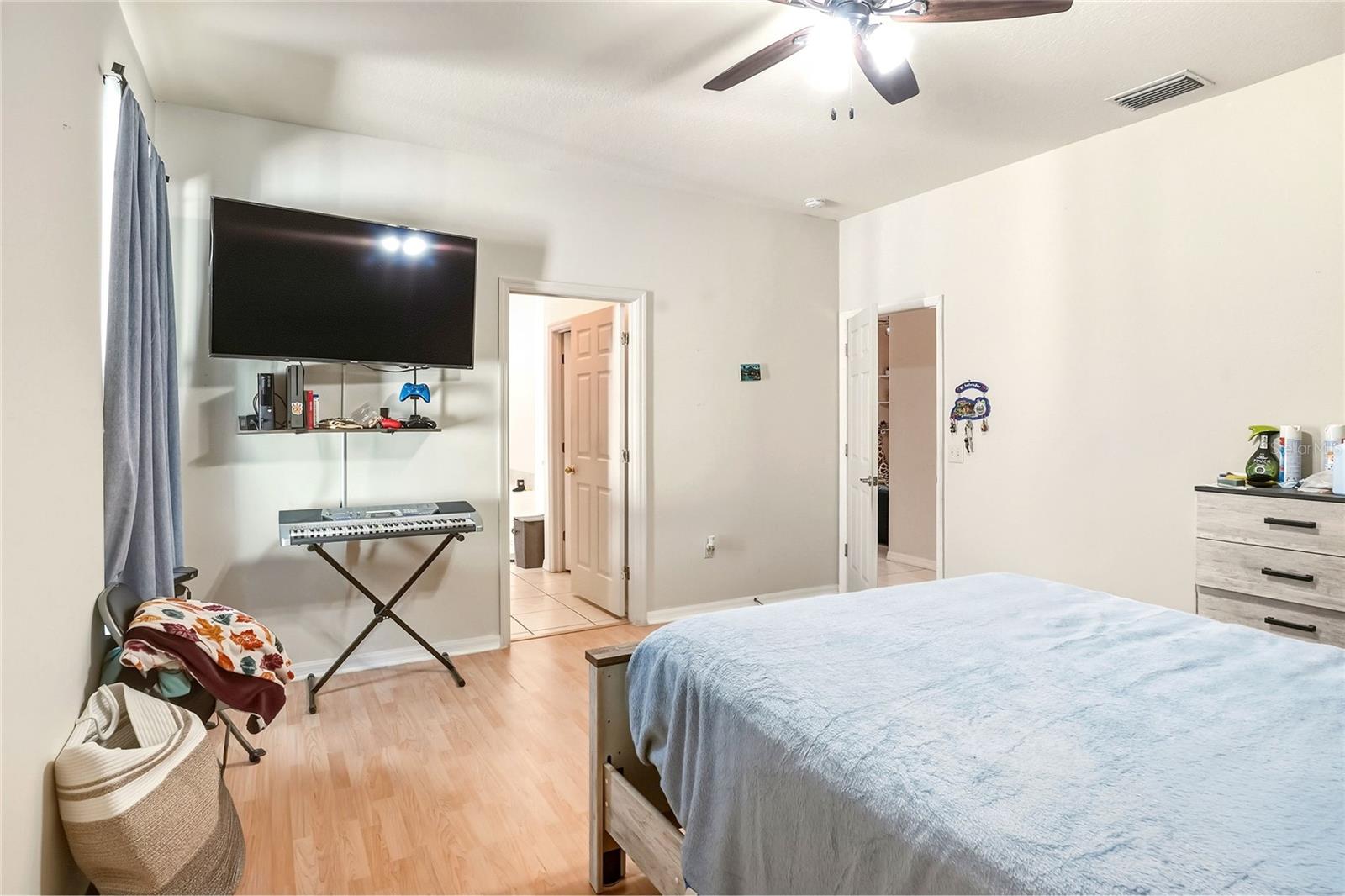 Image 22 of 50 For 1703 Oakwood Estates Drive