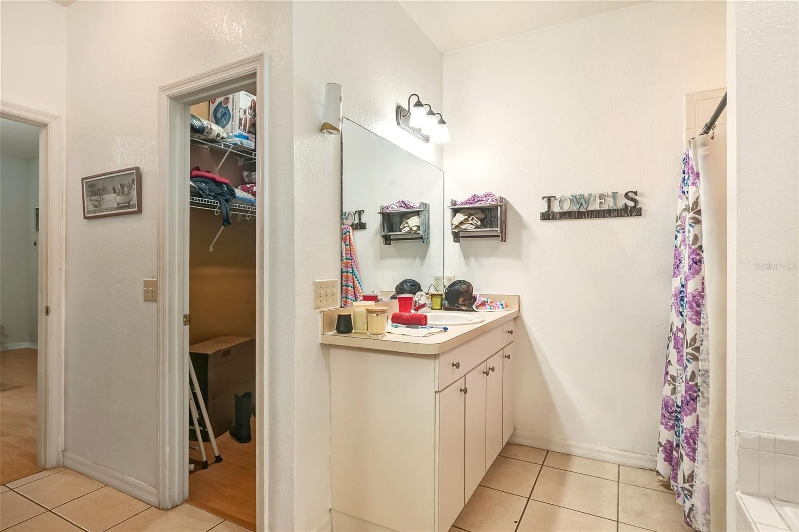 Image 24 of 50 For 1703 Oakwood Estates Drive