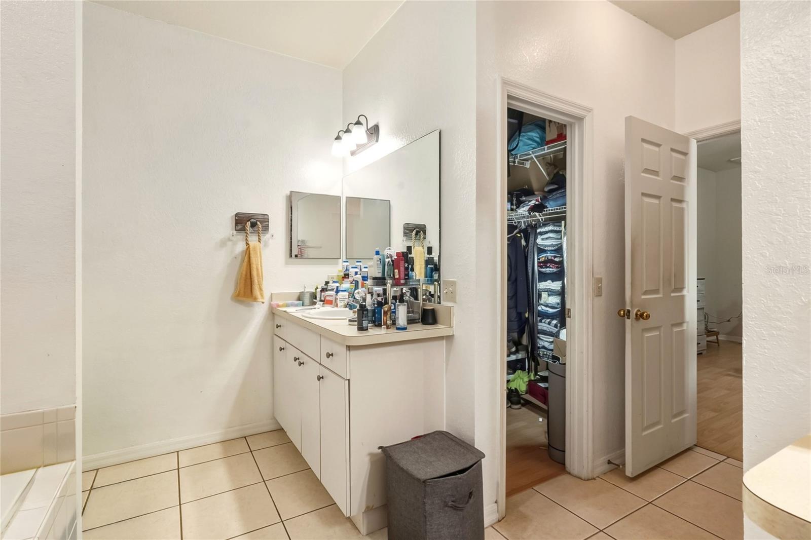 Image 25 of 50 For 1703 Oakwood Estates Drive