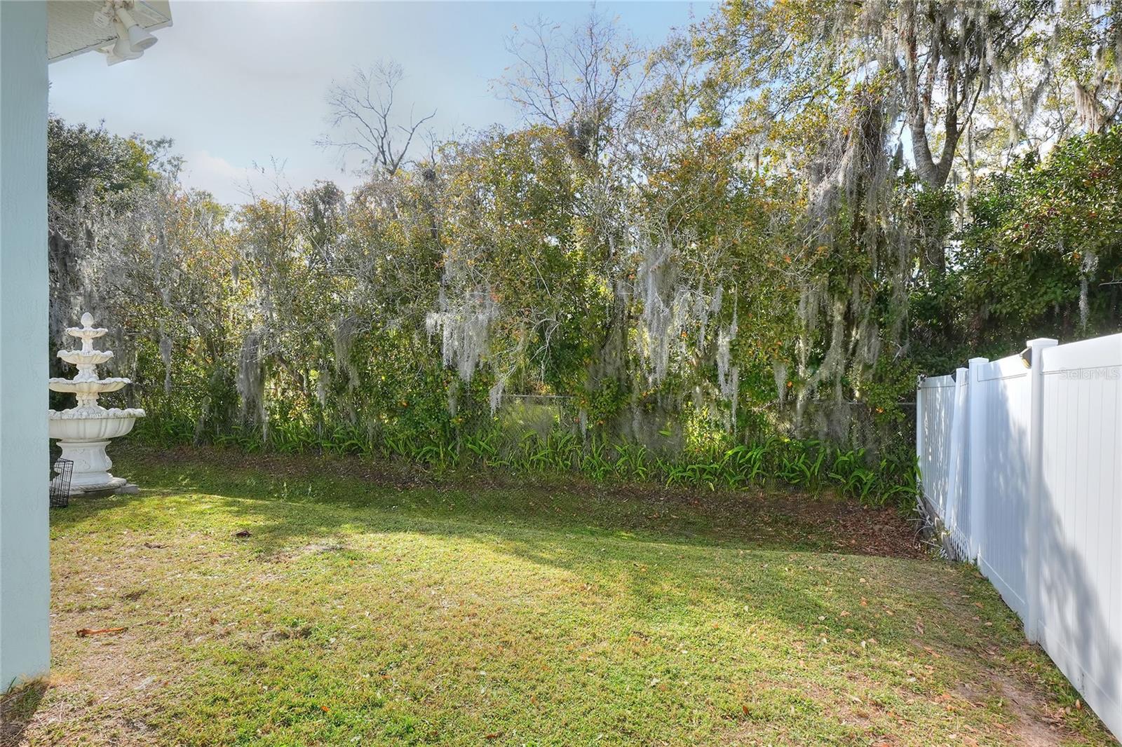 Image 36 of 50 For 1703 Oakwood Estates Drive