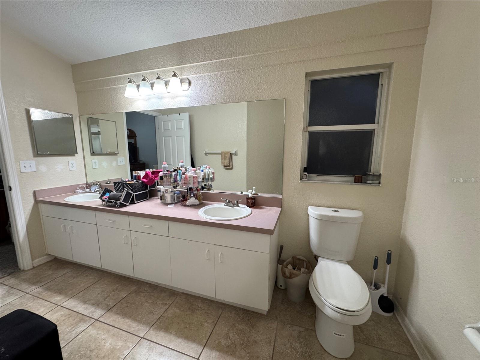 Image 18 of 21 For 7121 Scenic Hills Boulevard