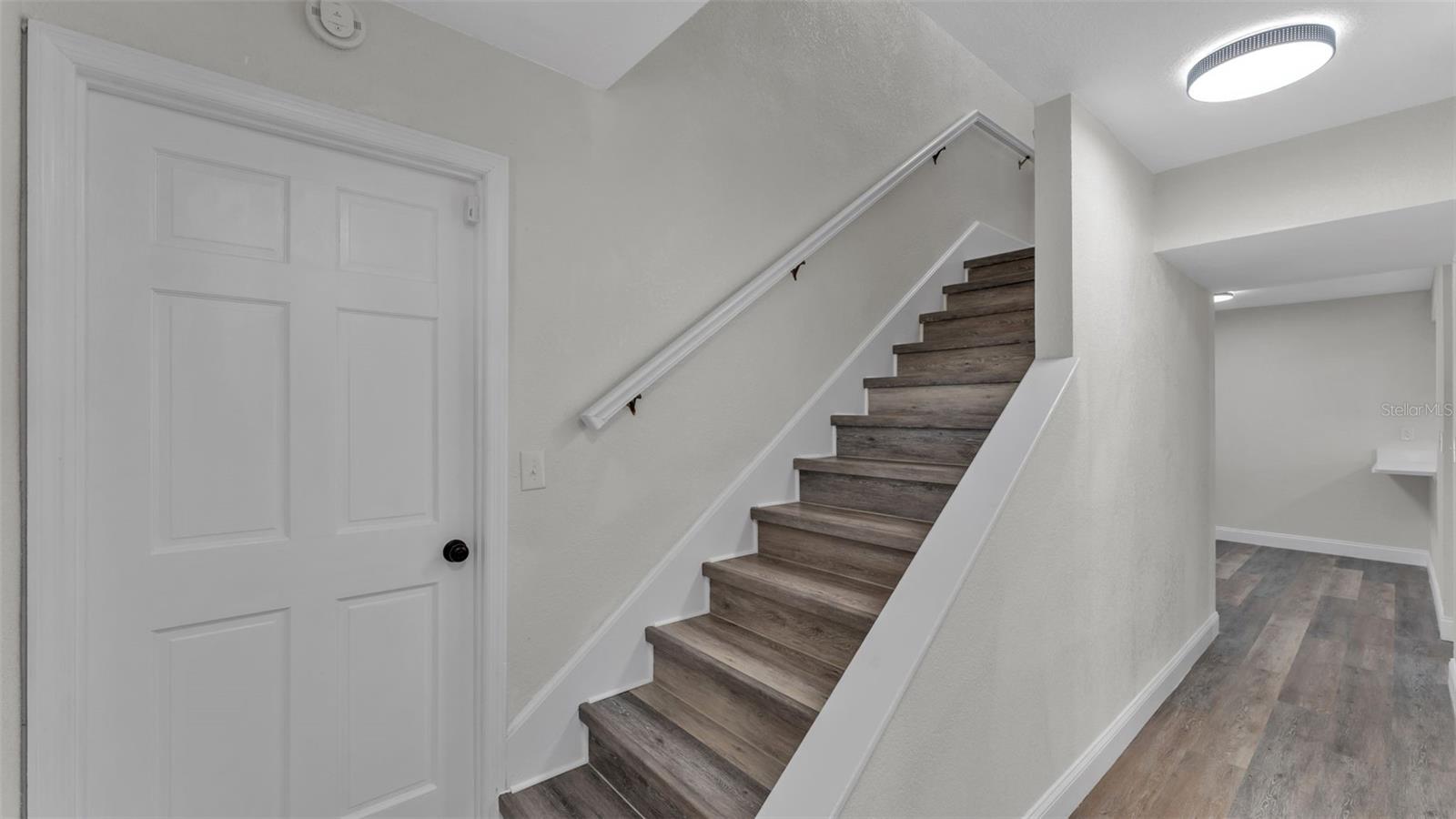 Image 4 of 24 For 6572 Forestwood Drive W