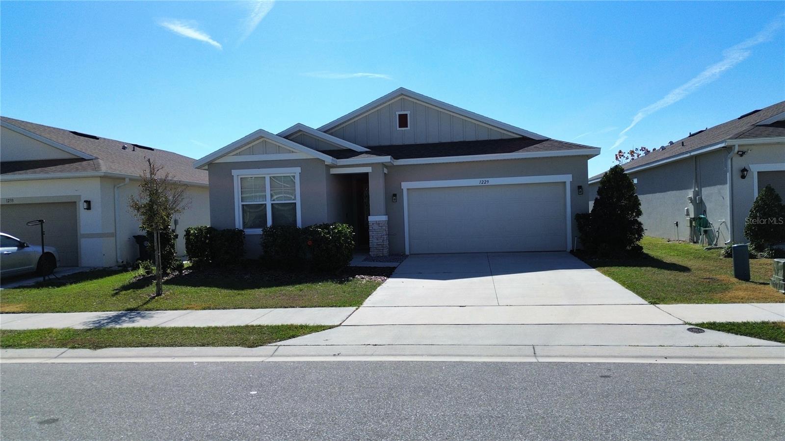 Image 2 of 54 For 1229 Mattie Pointe Boulevard