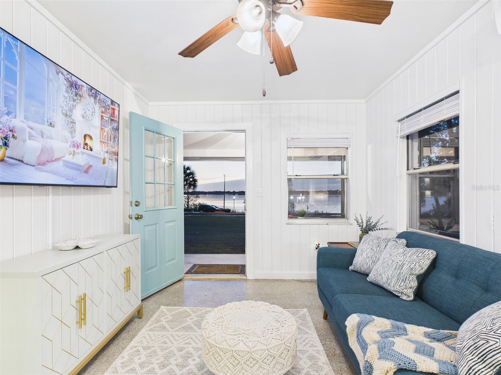 Image 2 of 40 For 222 7th Street Nw 2