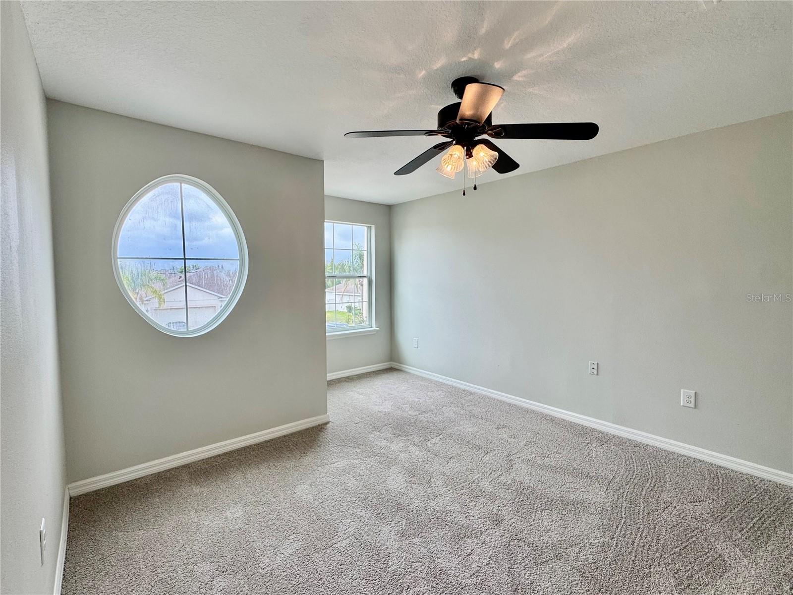 Image 30 of 45 For 2005 Via Napoli Street