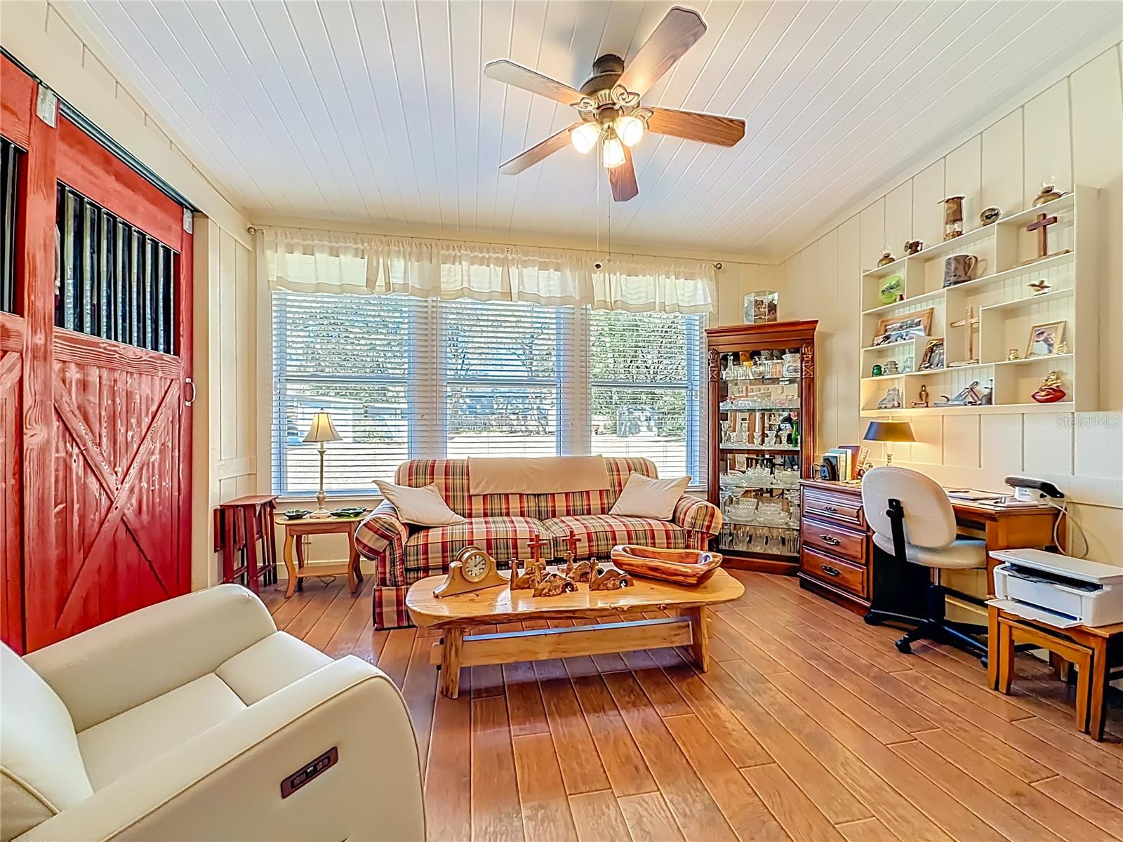 Image 20 of 49 For 143 Lemon Street