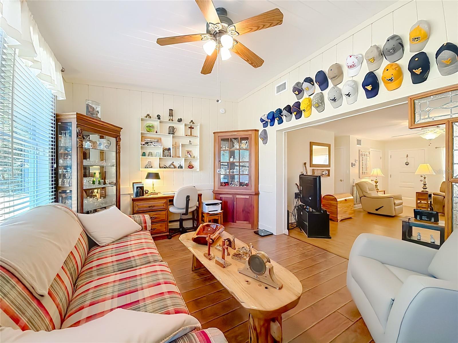 Image 23 of 49 For 143 Lemon Street