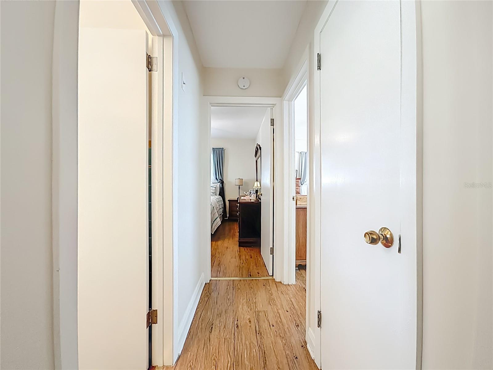 Image 24 of 49 For 143 Lemon Street