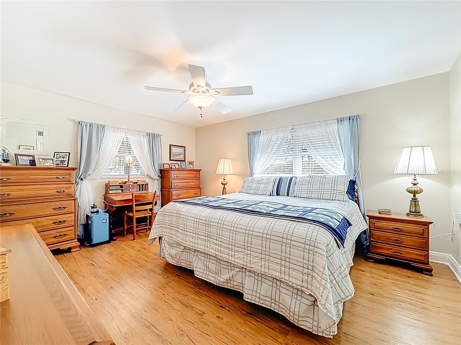 Image 25 of 49 For 143 Lemon Street