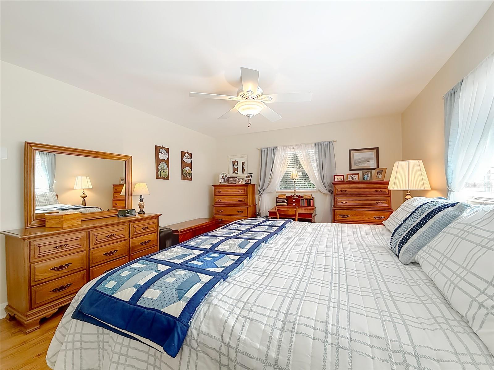 Image 28 of 49 For 143 Lemon Street