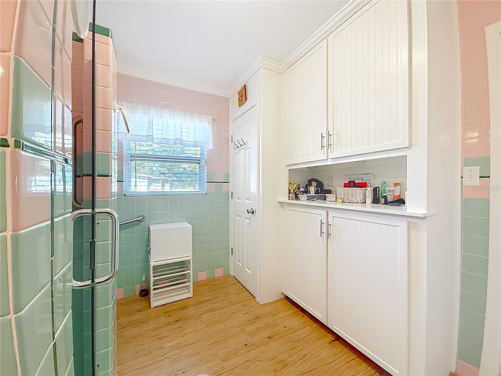 Image 30 of 49 For 143 Lemon Street