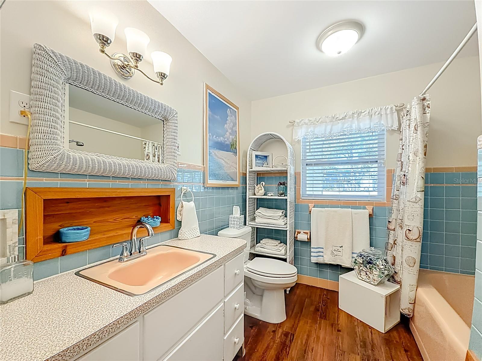 Image 35 of 49 For 143 Lemon Street