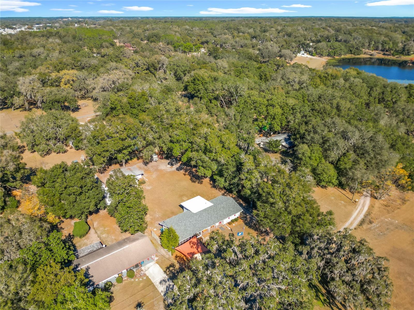 Image 4 of 49 For 143 Lemon Street