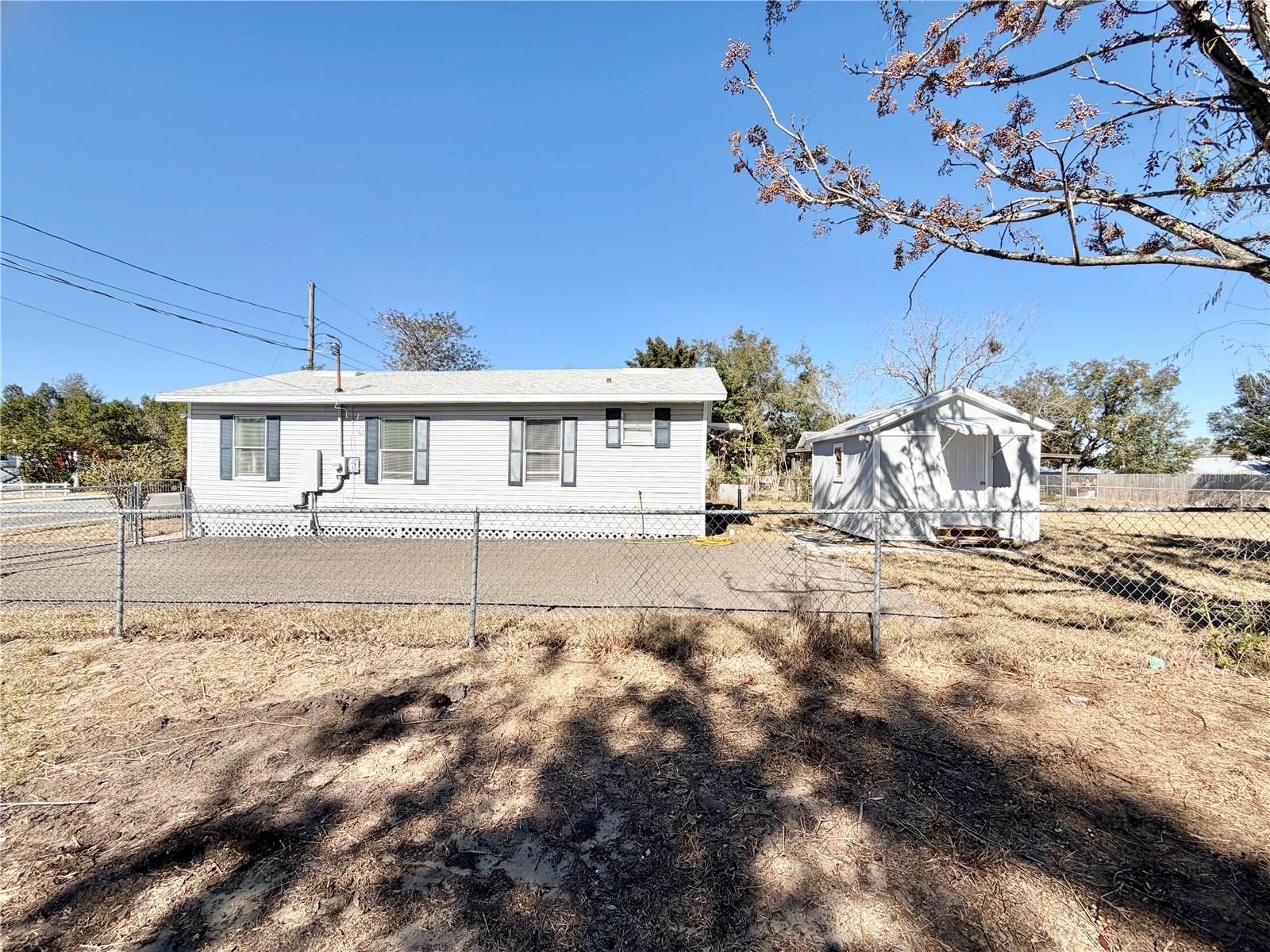 Image 19 of 22 For 613 Main Street