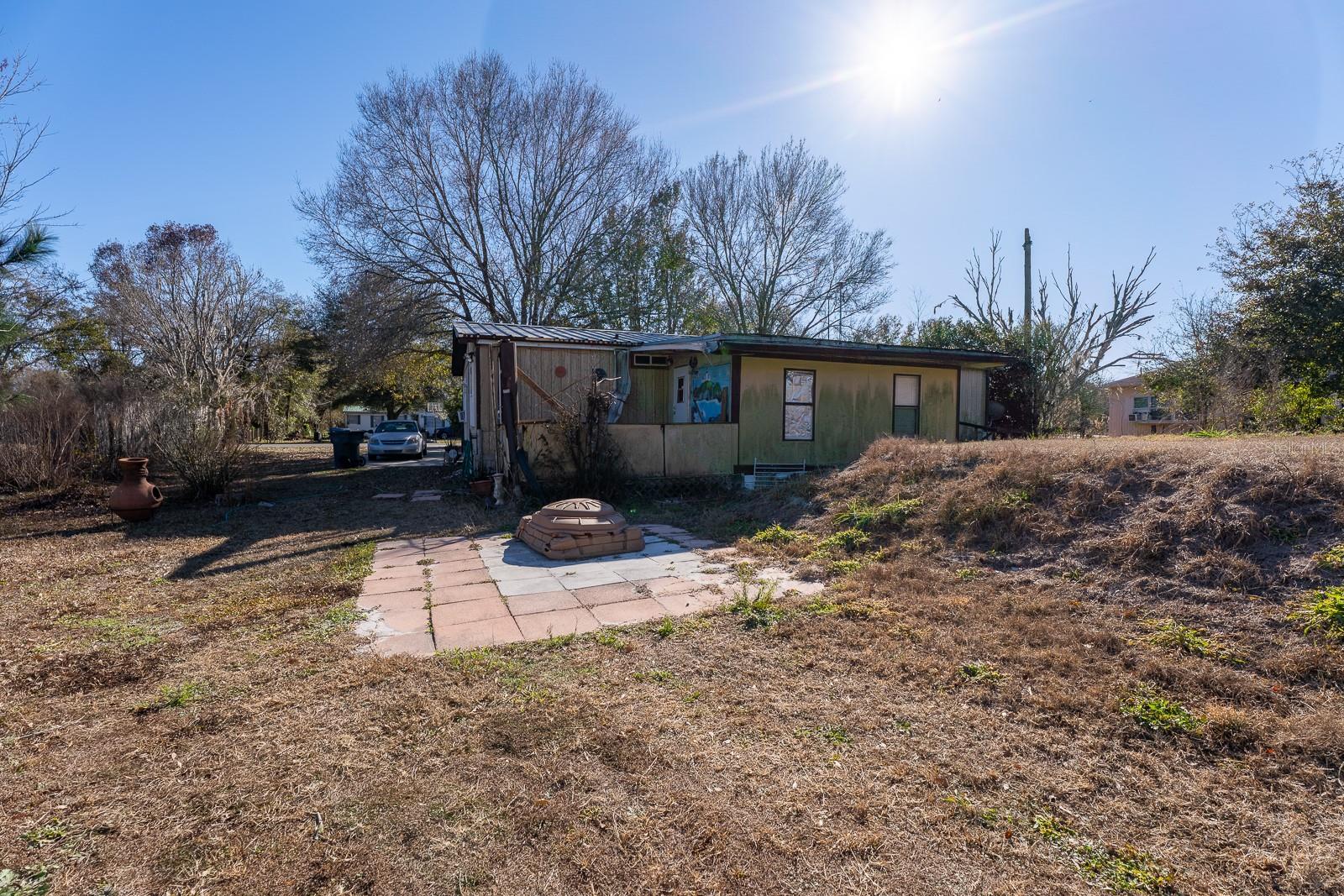 Image 2 of 9 For 861 Saddlewood Boulevard