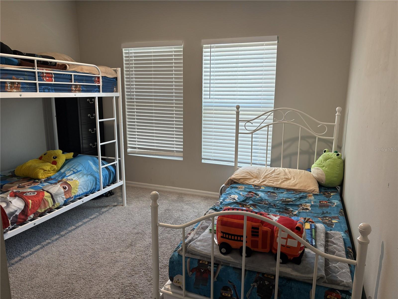 Image 16 of 20 For 5463 Arlington River Drive