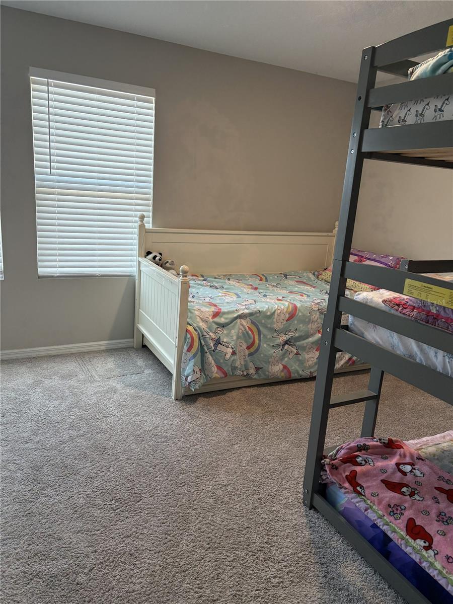 Image 17 of 20 For 5463 Arlington River Drive