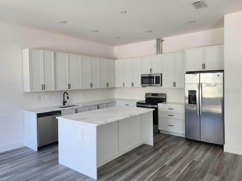 Image 3 of 25 For 9 Dusty Miller Court