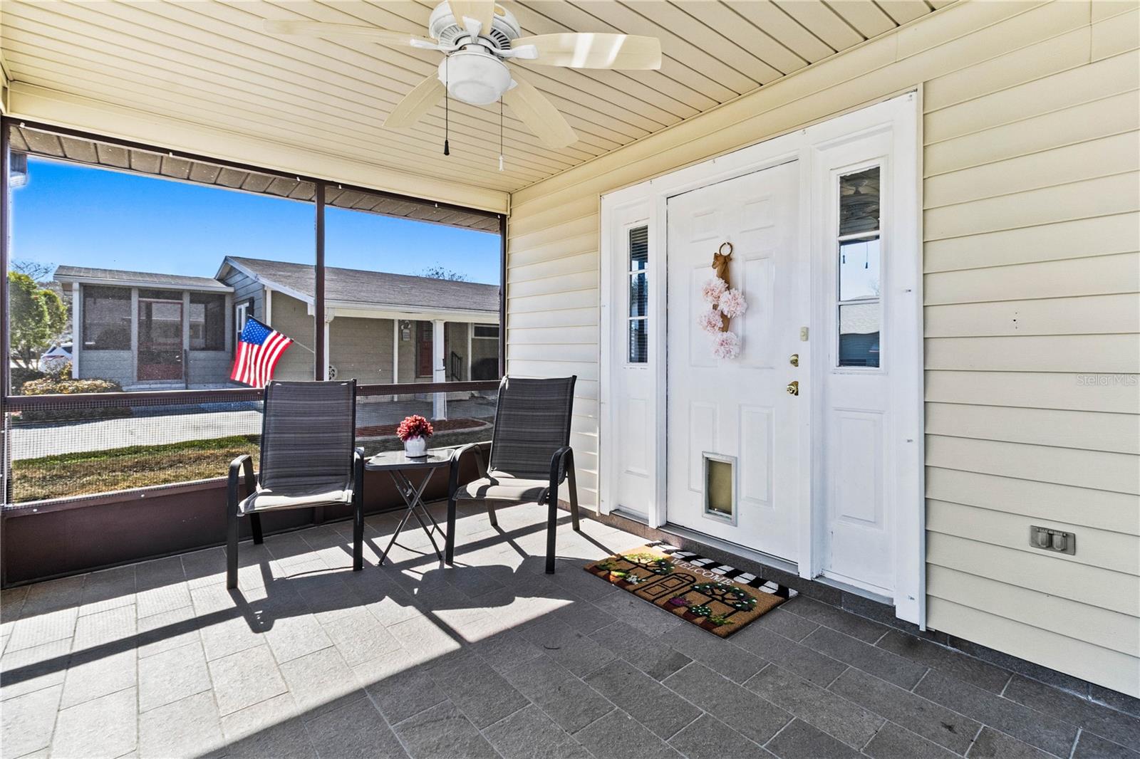 Image 2 of 35 For 4861 Colonnades Circle E