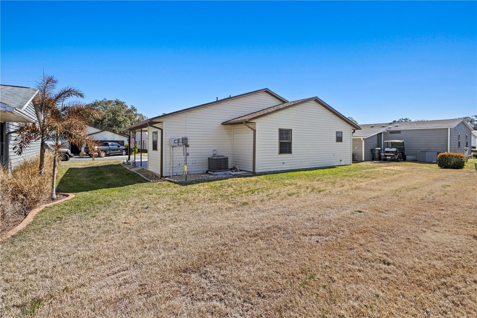 Image 25 of 35 For 4861 Colonnades Circle E