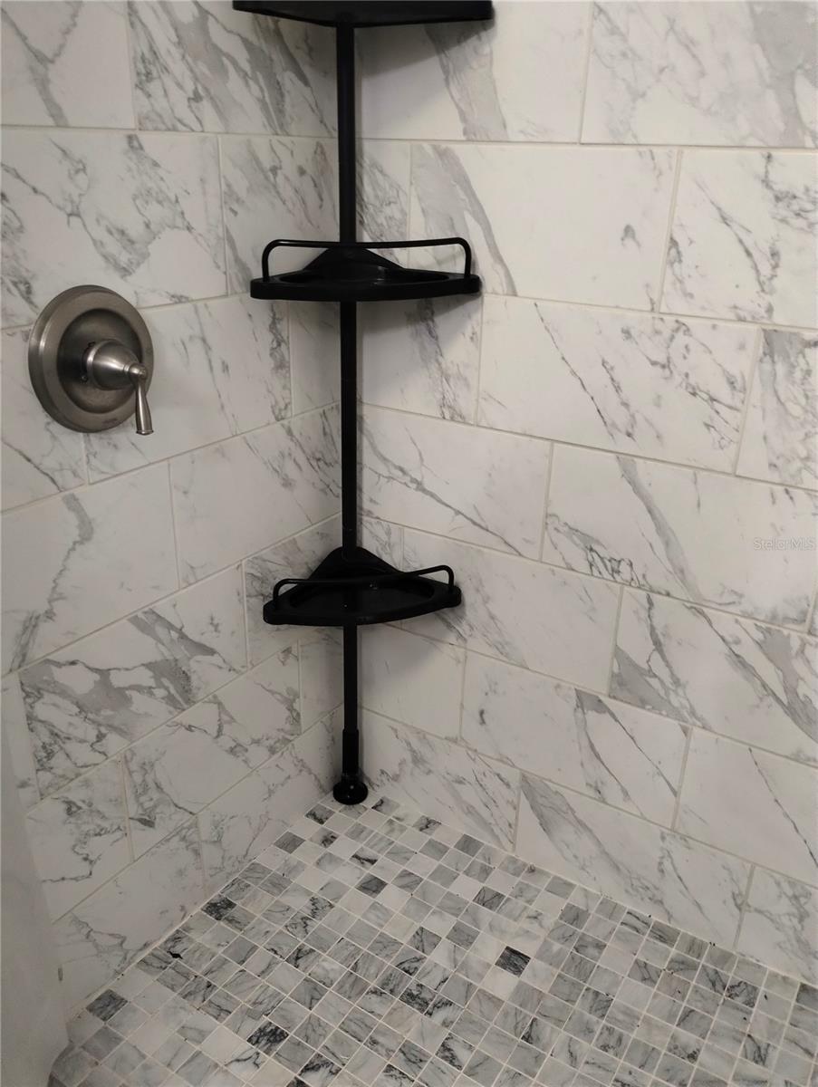 Image 20 of 24 For 417 Main Street